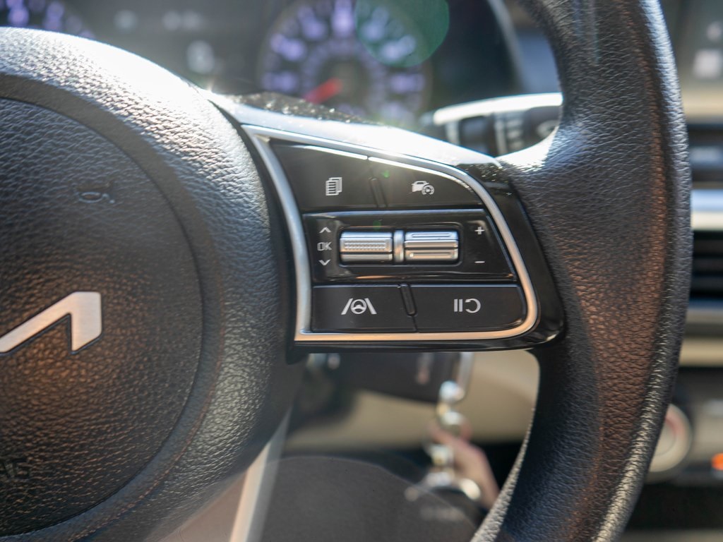2023 Kia Forte LXS photo 16