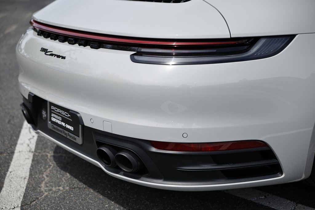 2024 Porsche 911 T 4 photo 14