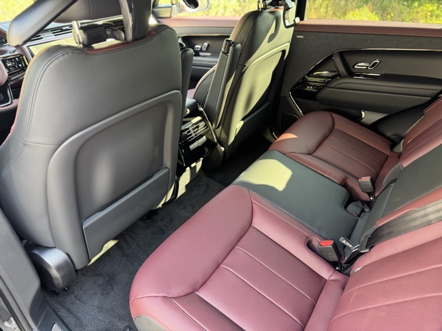 2025 Land Rover Range Rover Sport SE photo 14