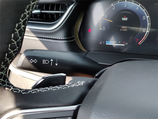 2025 Jeep Grand Cherokee Laredo photo 20