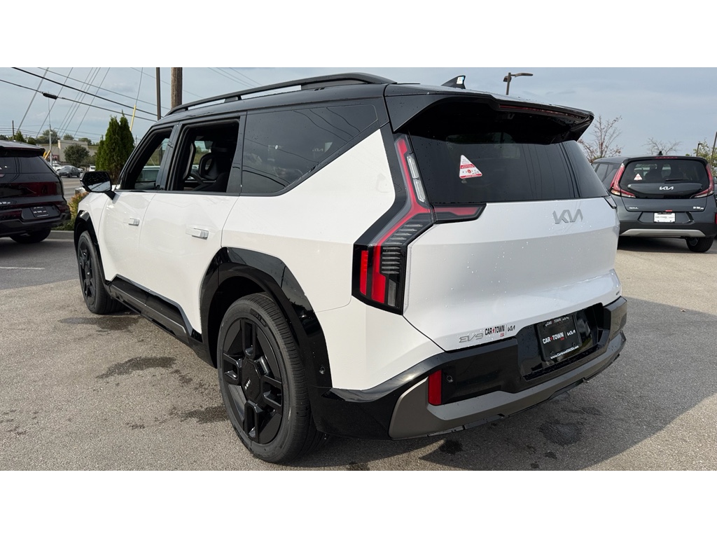 2026 Kia EV9 GT-Line photo 25