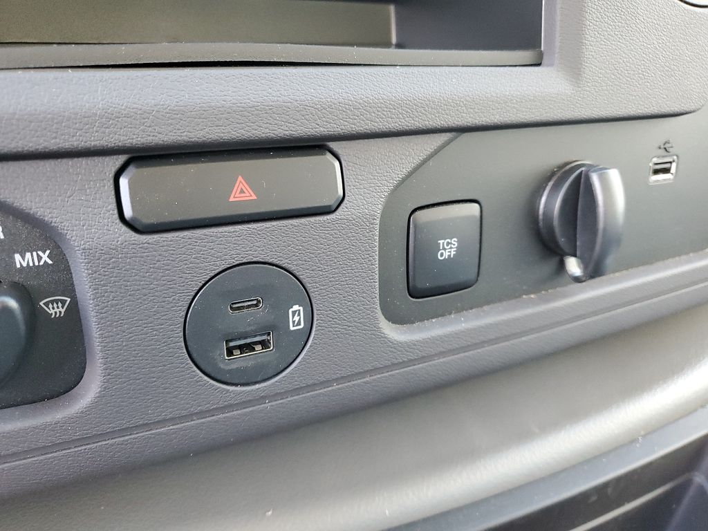 2024 Ford E-350 Base photo 10