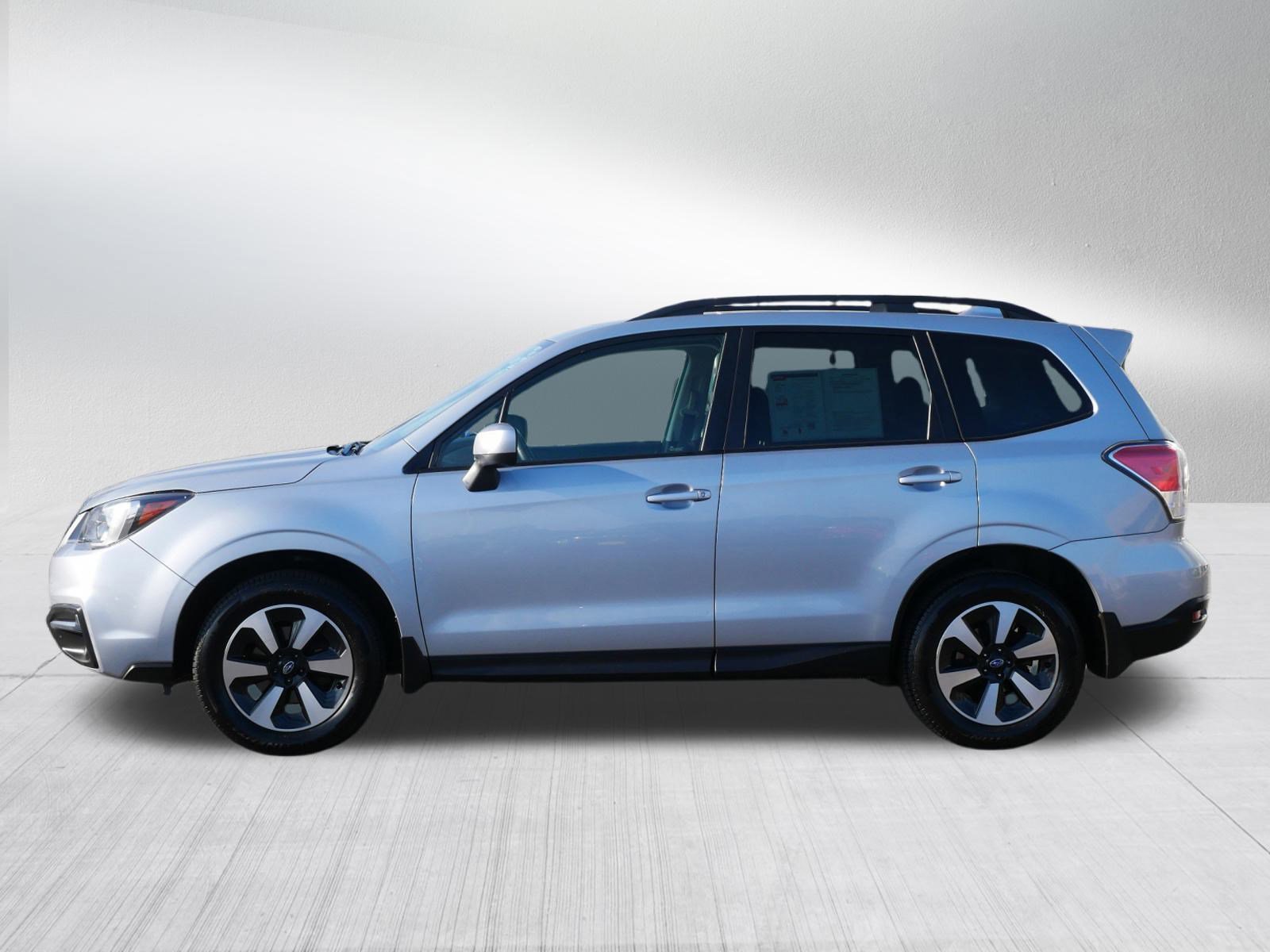 2018 Subaru Forester Premium photo 4