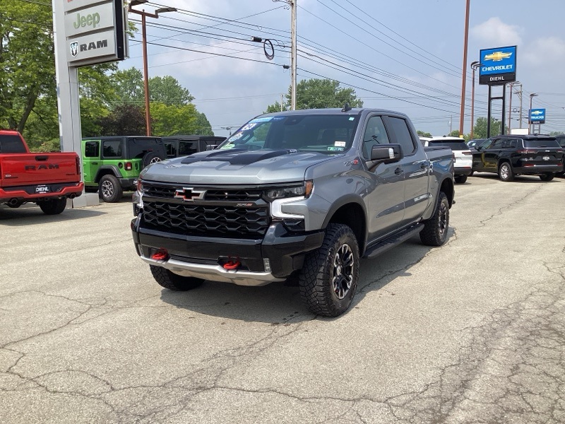 2024 Chevrolet Silverado 1500 ZR2 photo 3