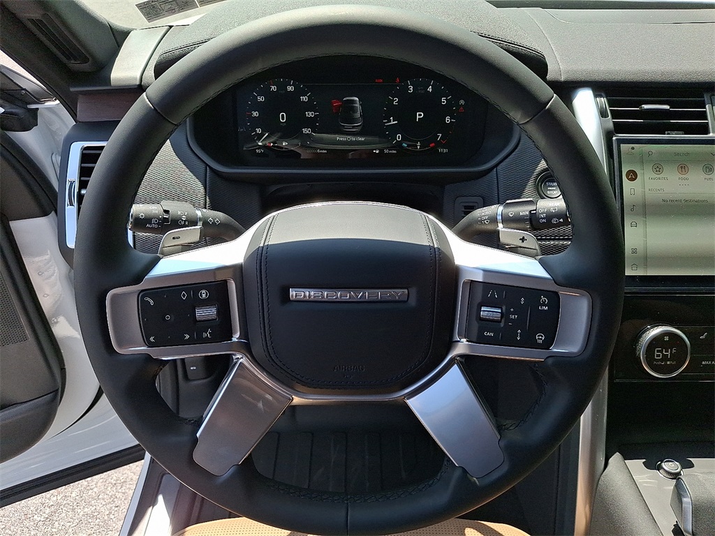 2025 Land Rover Discovery SE photo 16