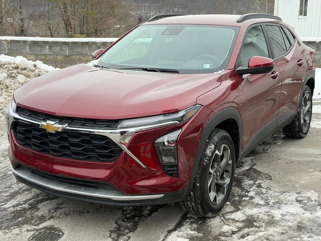2024 Chevrolet Trax LT's photo