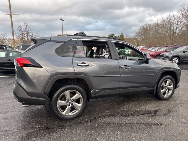 2019 Toyota RAV4 Hybrid Limited photo 3
