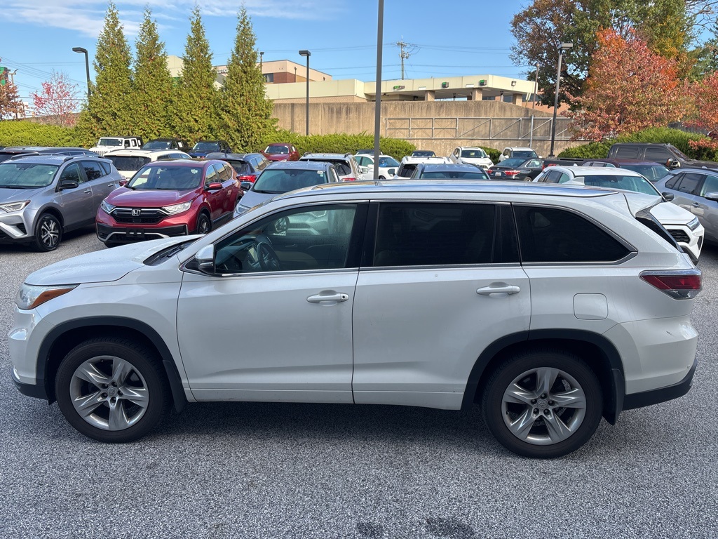 2015 Toyota Highlander Limited photo 3