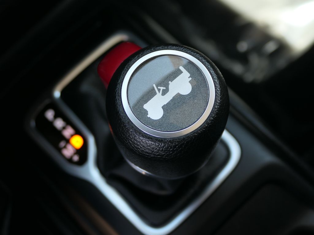 2023 Jeep Wrangler Sport S photo 17