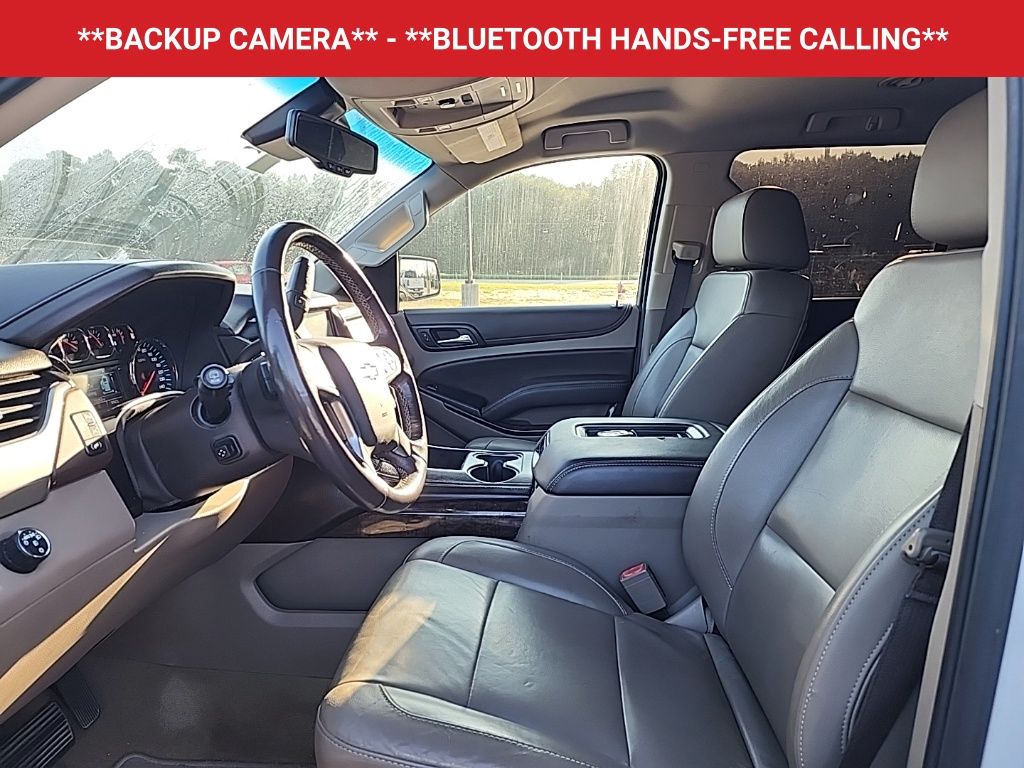 2018 Chevrolet Suburban LT photo 4
