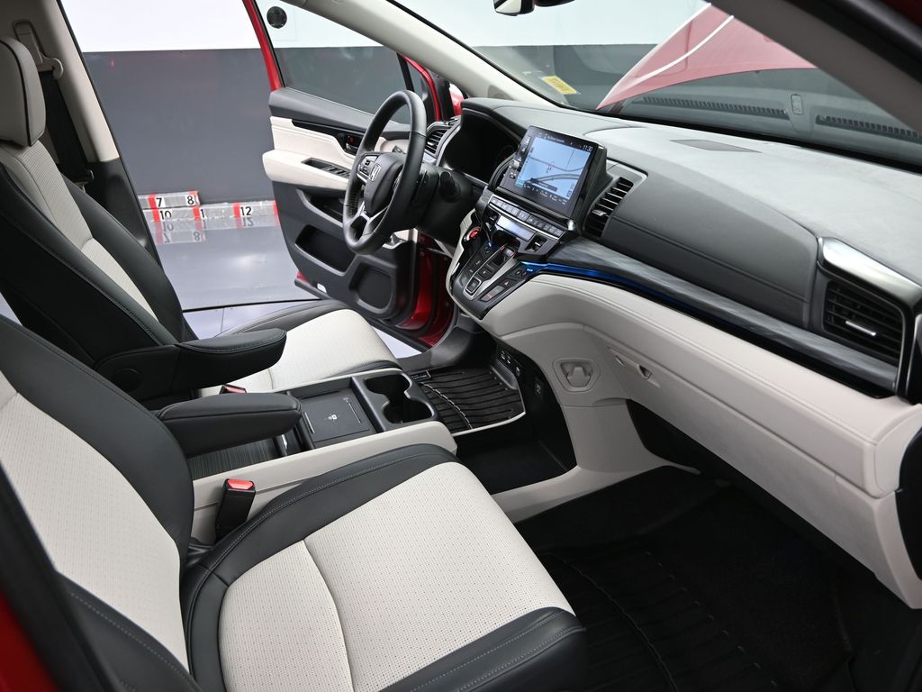2025 Honda Odyssey Elite photo 46