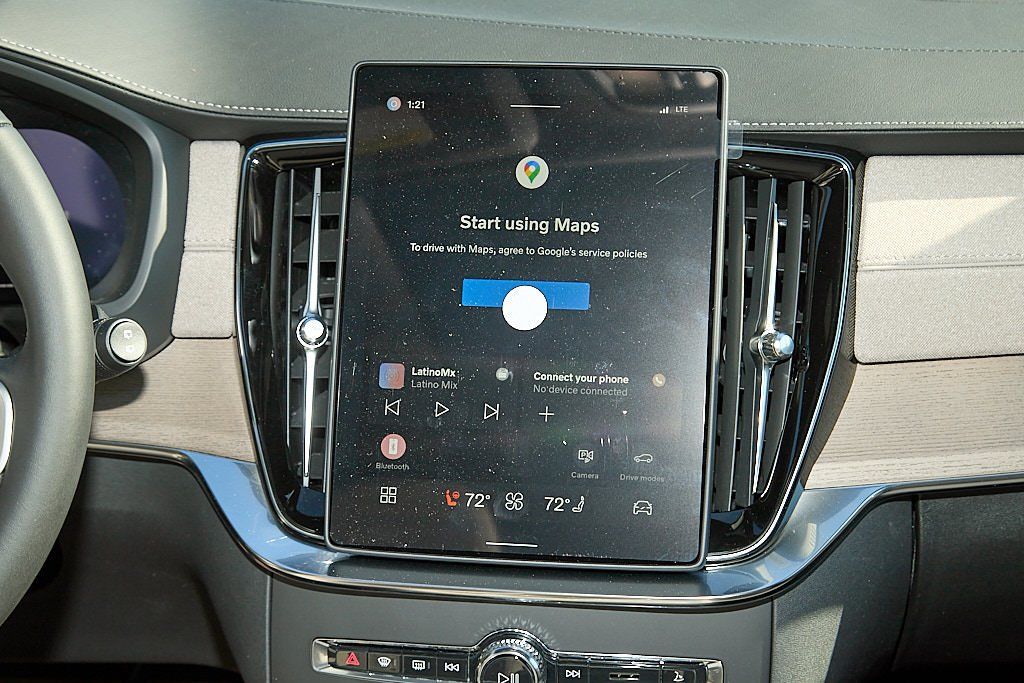 2026 VOLVO XC90 - Image 27