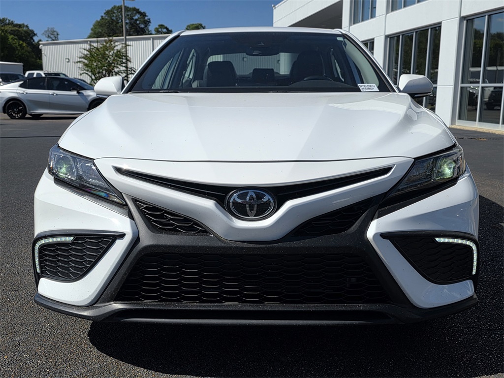 2023 Toyota Camry SE photo 2