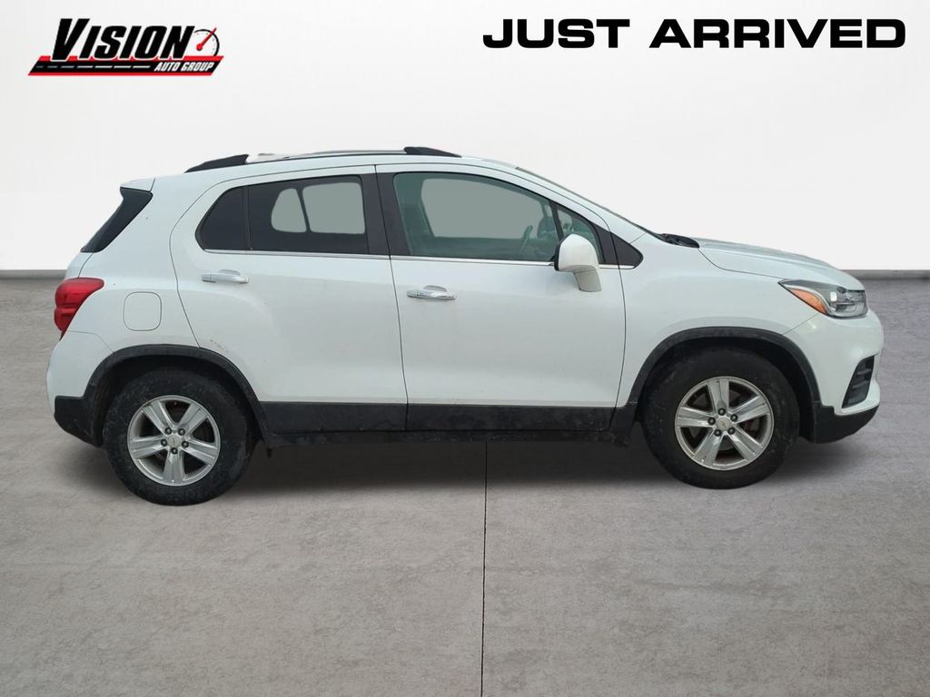 2019 Chevrolet Trax LT photo 4