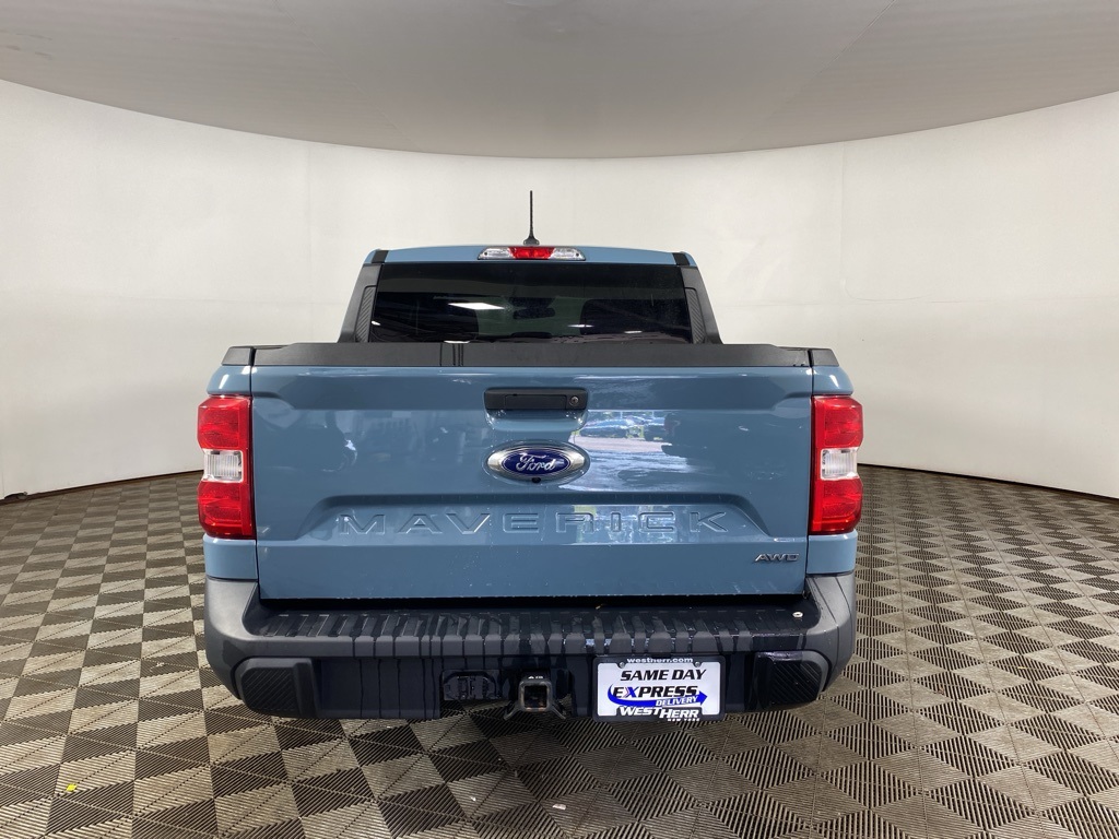2022 Ford Maverick XLT photo 2