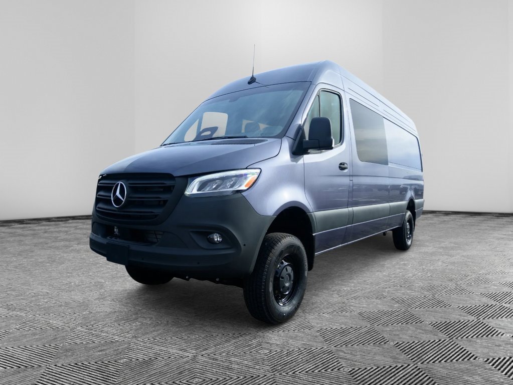 2025 Mercedes-Benz Sprinter Cargo Van Base's photo