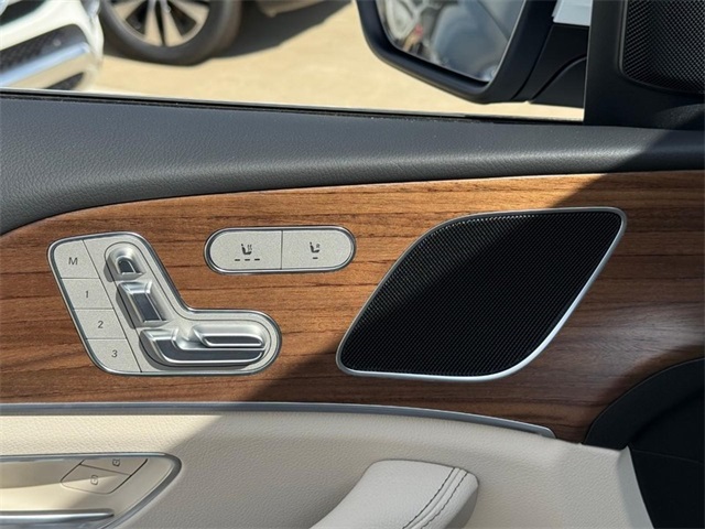 2025 Mercedes Benz GLE 450 4MATIC photo 12