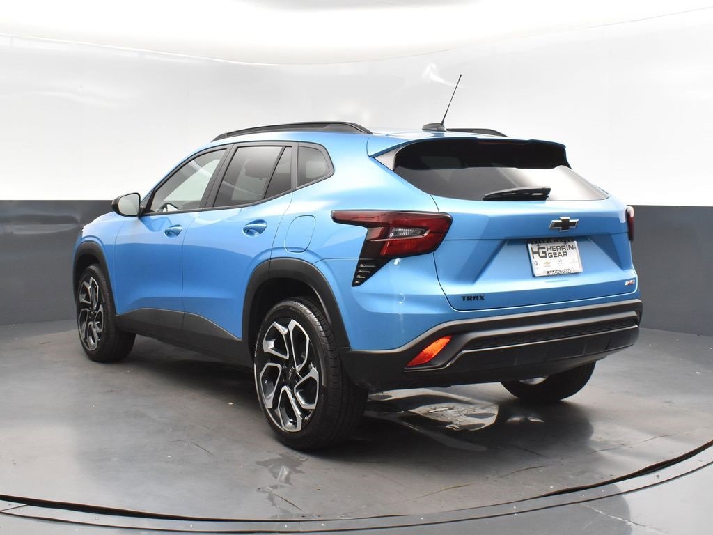 2025 Chevrolet Trax photo 5
