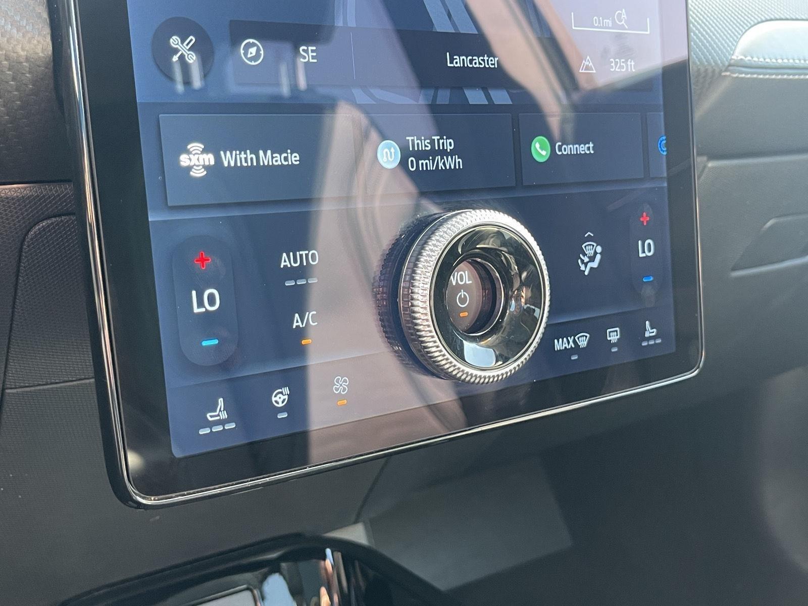 2023 Ford Mustang Mach-E Premium photo 28