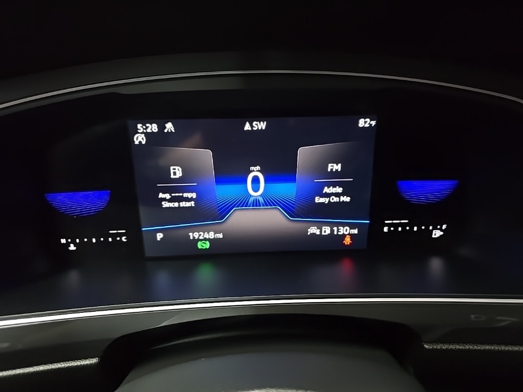 2022 Volkswagen Tiguan SE photo 21