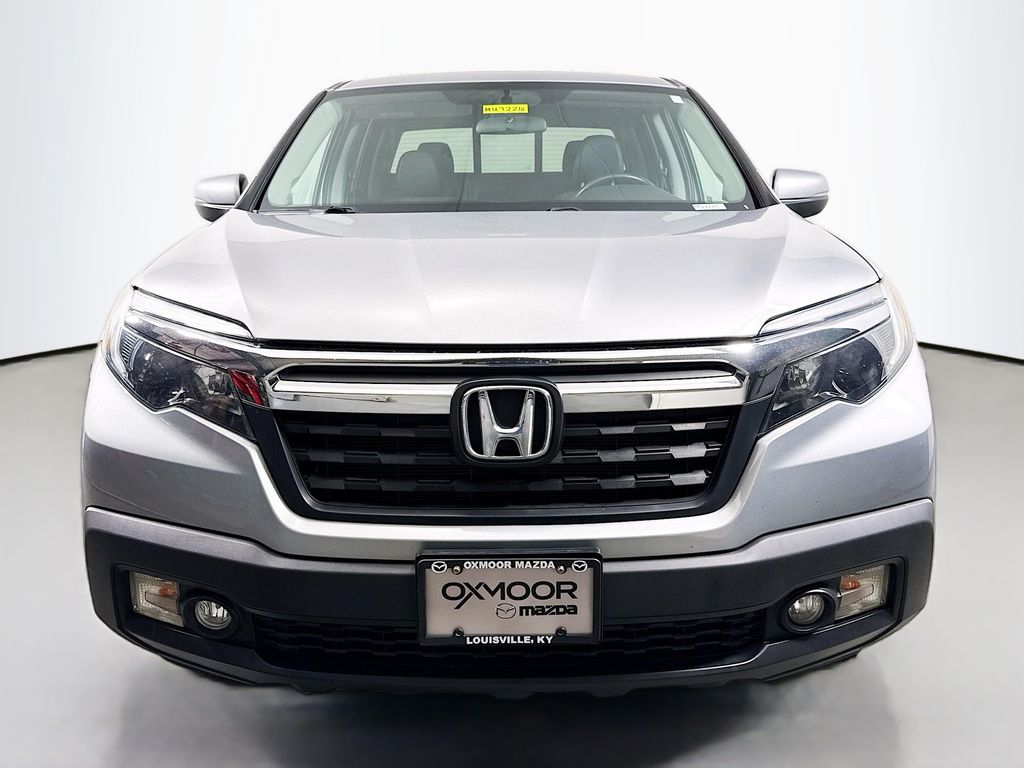 2019 Honda Ridgeline RTL photo 2