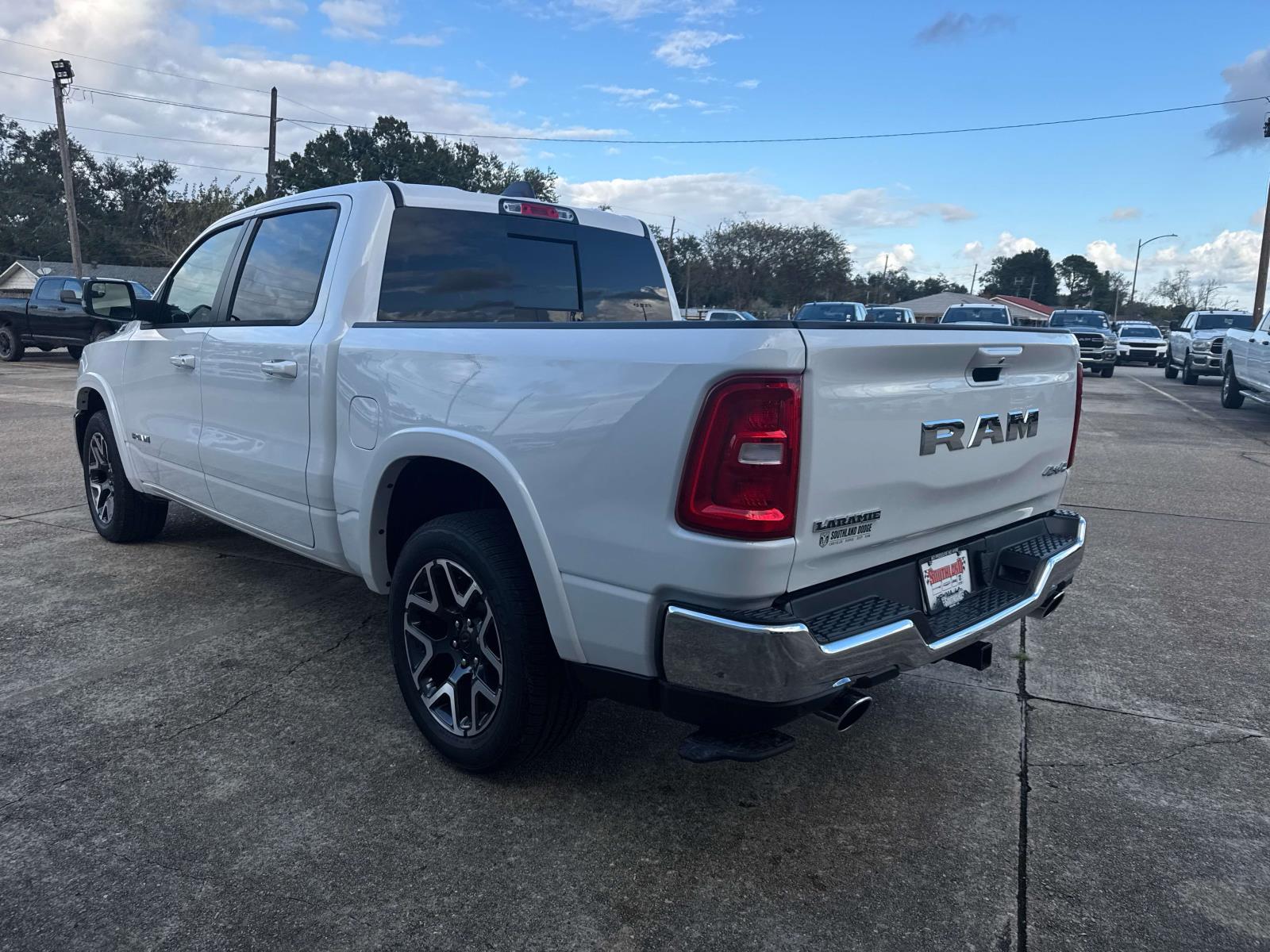 2026 Ram 1500 Laramie photo 4