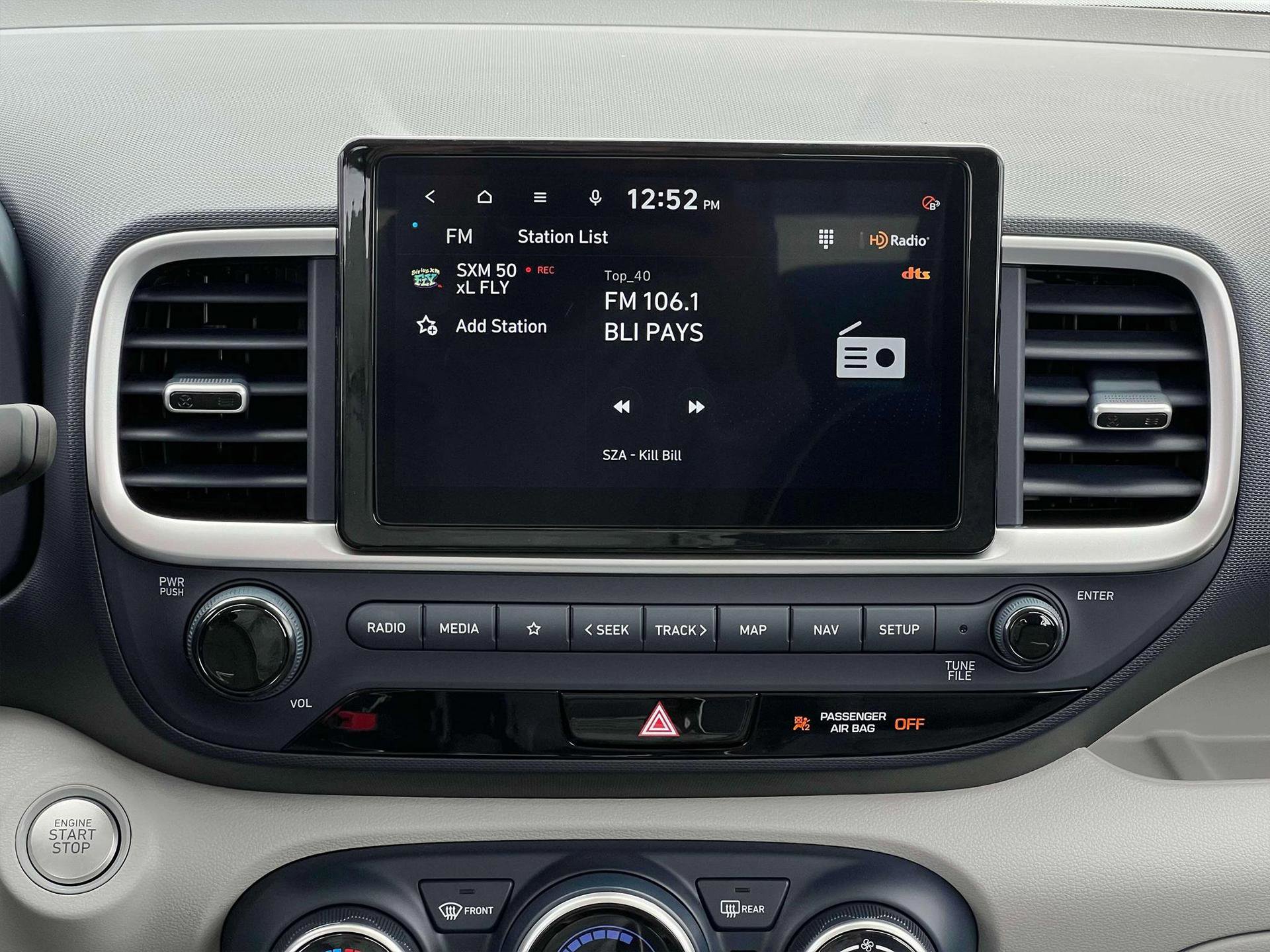2025 Hyundai Venue Limited photo 18