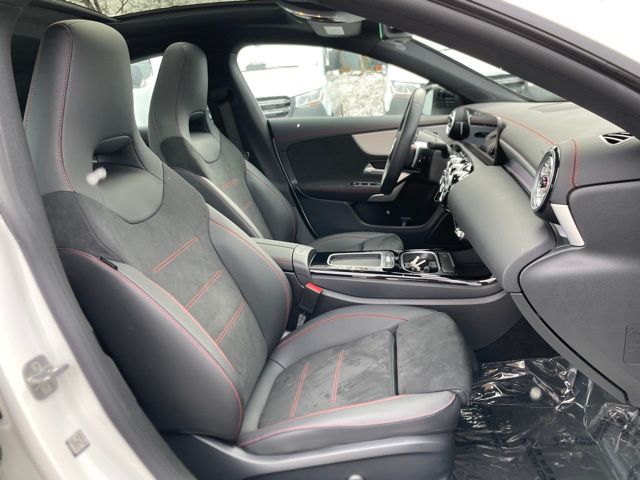 2024 Mercedes Benz CLA 250 photo 28
