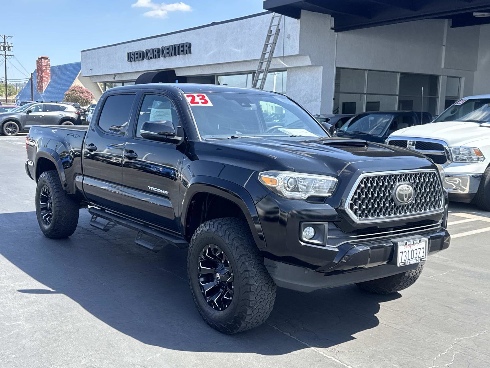 2018 Toyota Tacoma SR5 TRD Sport photo 3