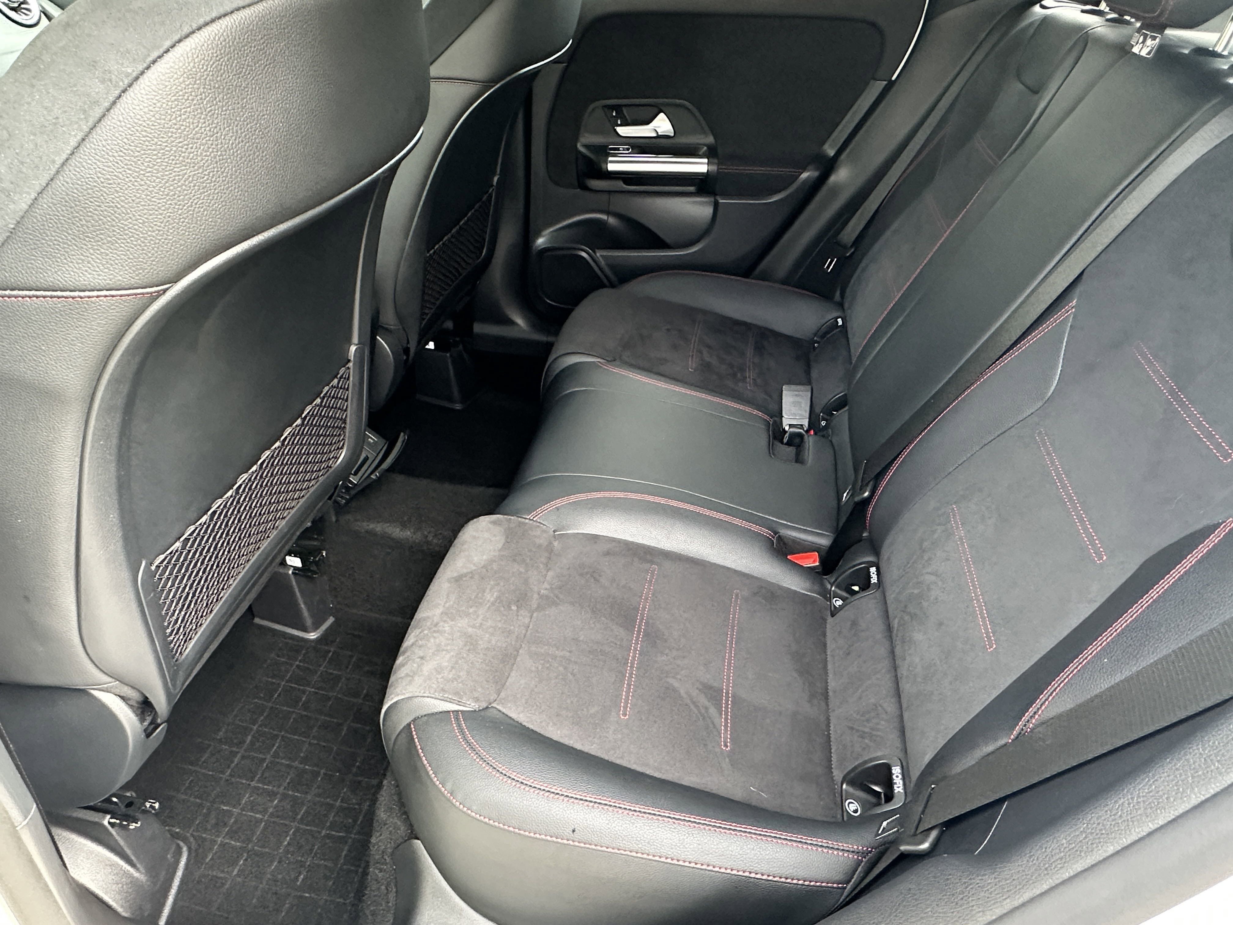 2023 Mercedes Benz GLA 250 4MATIC photo 3