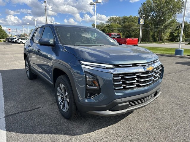 2026 Chevrolet Equinox LT photo 4