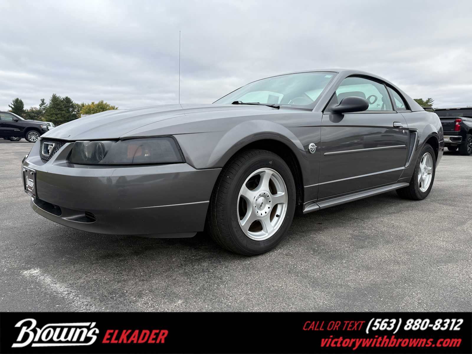 2004 Ford Mustang Standard