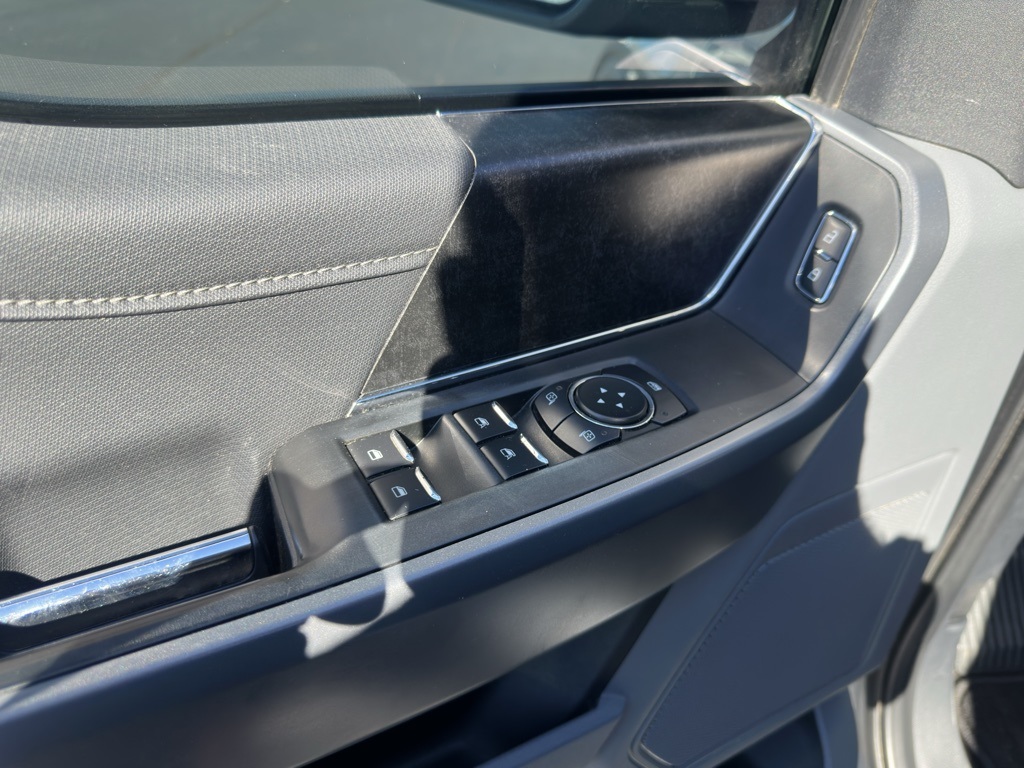 2022 Ford F-150 XLT photo 3