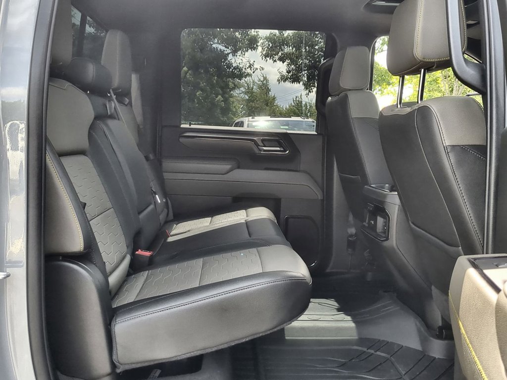 2024 Chevrolet Silverado 2500HD ZR2 photo 28