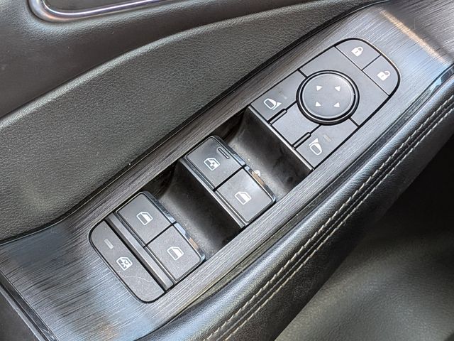 2021 Nissan Rogue SV photo 24
