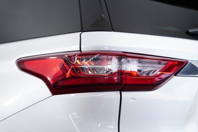 2018 Chevrolet Traverse Leather photo 30