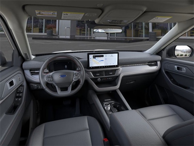 2025 Ford Explorer photo 9