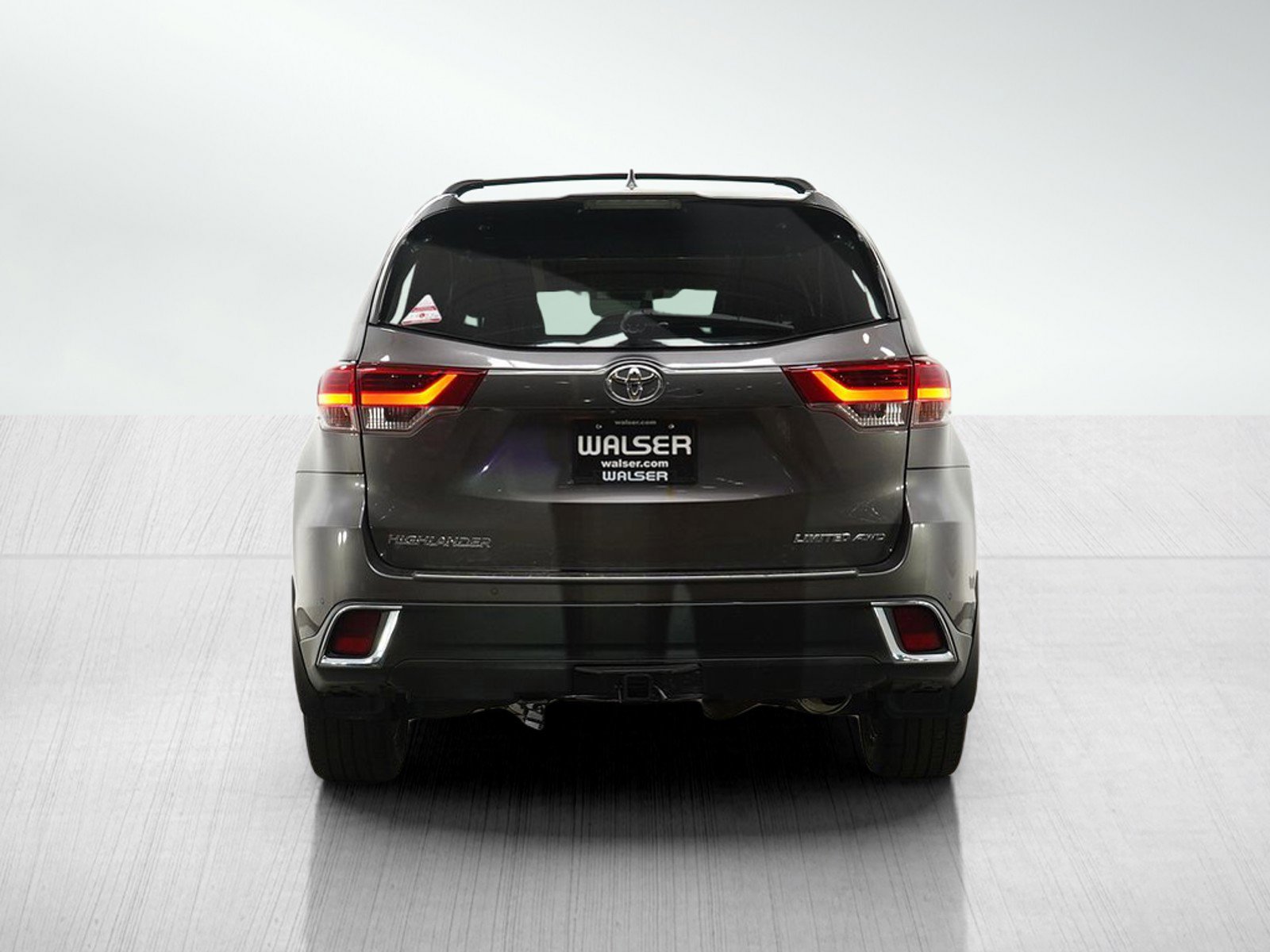 2019 Toyota Highlander Limited Platinum photo 4