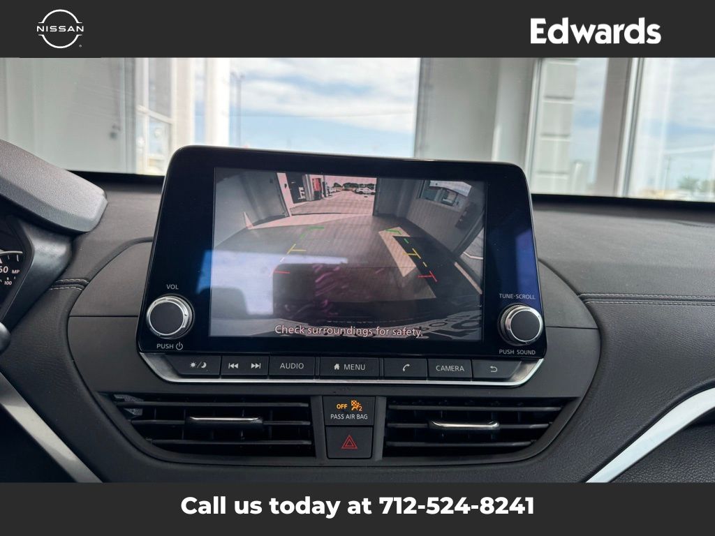 2022 Nissan Altima 2.5 SV photo 26