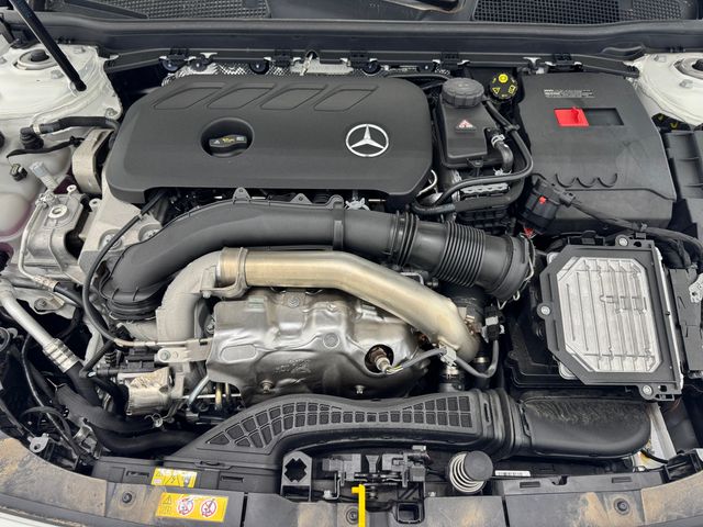 2025 Mercedes Benz CLA 250 photo 12