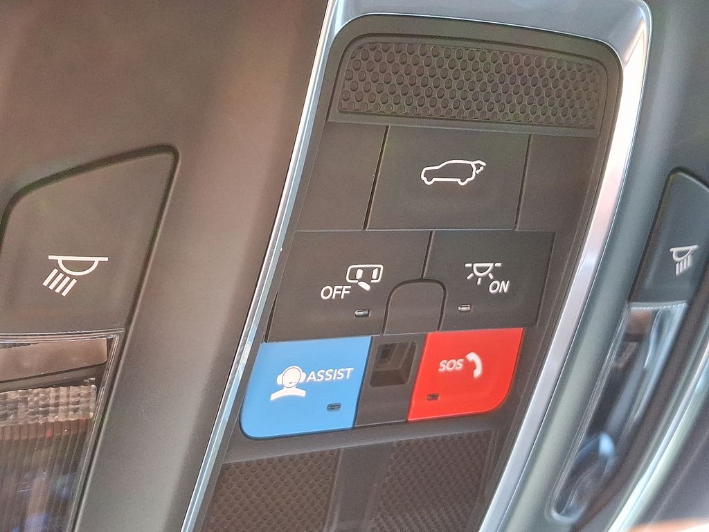 2024 Jeep Grand Cherokee Altitude photo 25