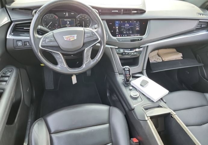2022 Cadillac XT5 Premium Luxury photo 8