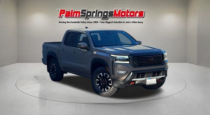 2022 Nissan Frontier PRO-X's photo