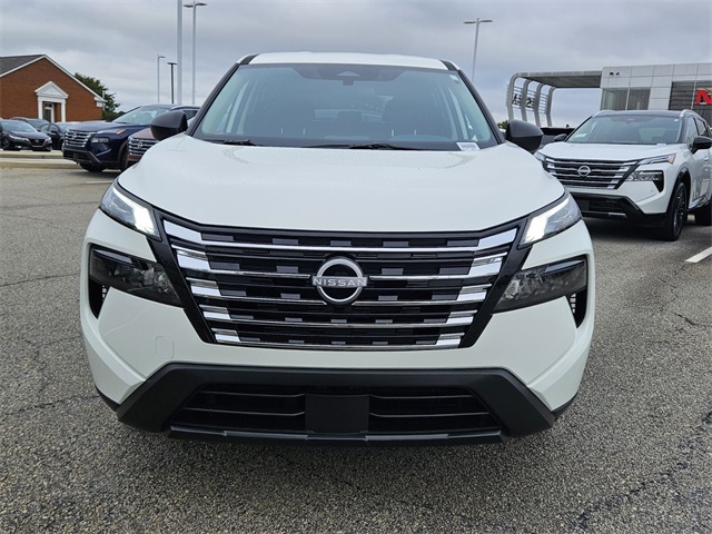 2026 Nissan Rogue S photo 2