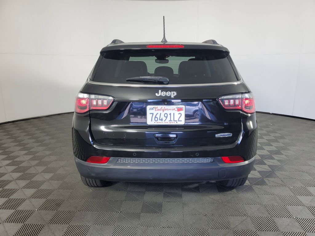 2018 Jeep Compass Latitude photo 5