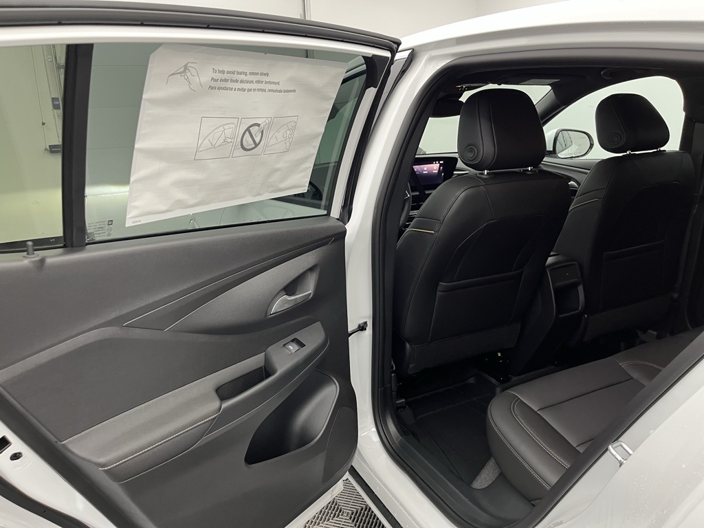 2025 Buick Envista Avenir photo 30