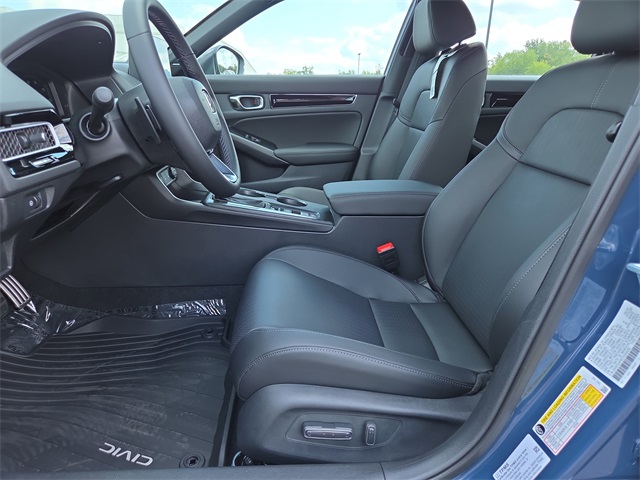 2026 Honda Civic Hybrid Sport Touring photo 4