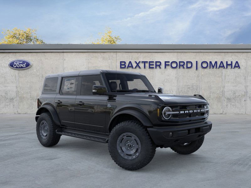 2025 Ford Bronco 4-Door Outer Banks's photo
