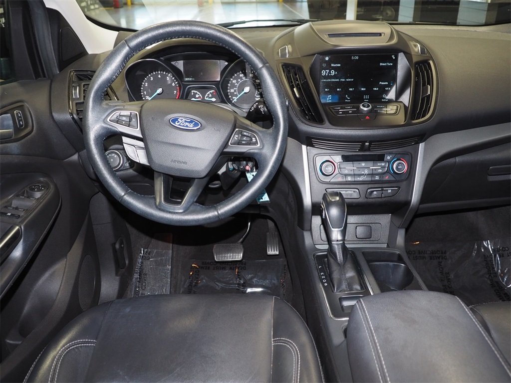 Used 2018 Black Ford SEL image 9