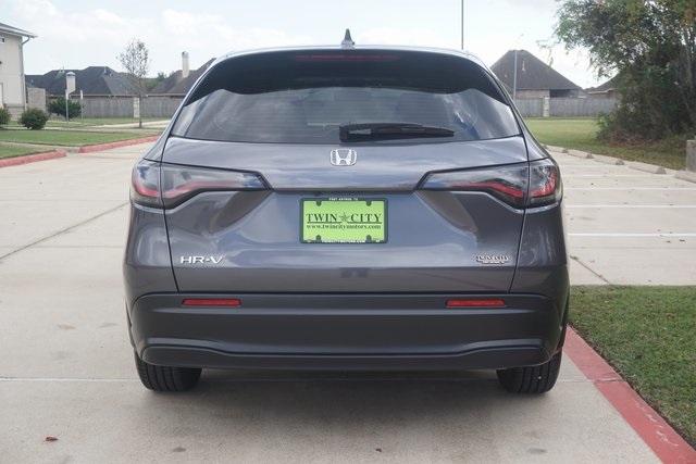 2025 Honda HR-V LX photo 4